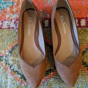 CL by Laundry rounded pointy toe seude flats